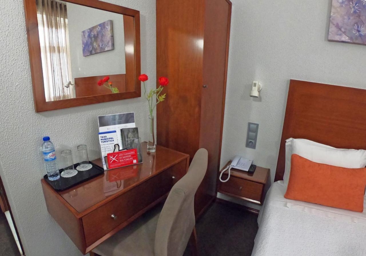 Lusitana Hotel Porto Luaran gambar